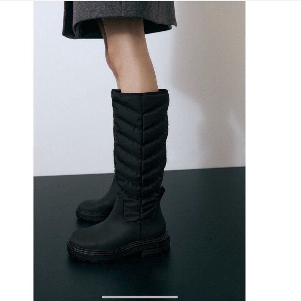 Zara Boots Tall Quilted Black Low Heel - Gem